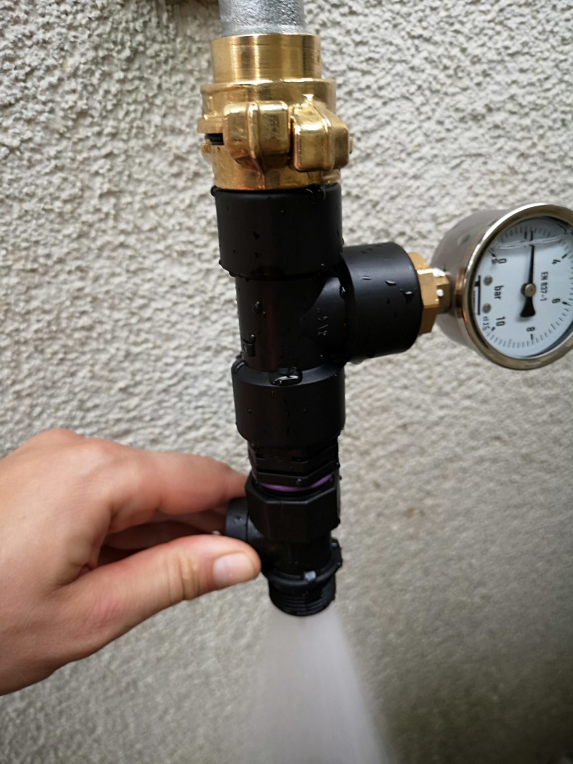 Determine the water flow rate at a specific water pressure Irrigation
