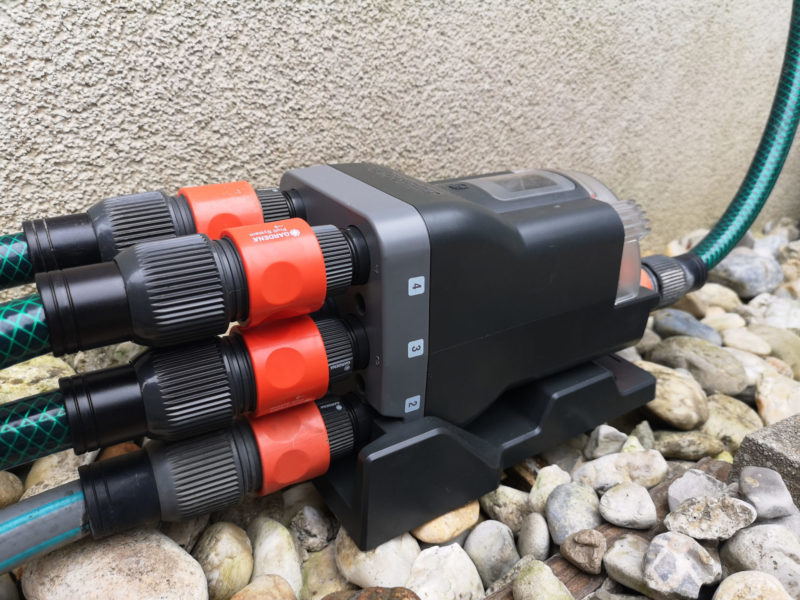This is how the Gardena 6way automatic water distributor works